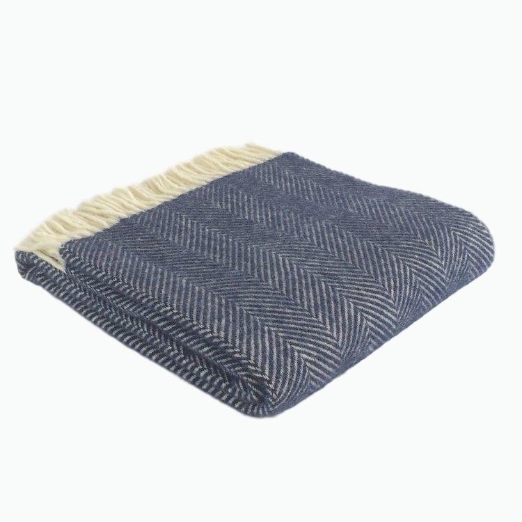 Small Wool Blanket in Navy Blue Fishbone James & May